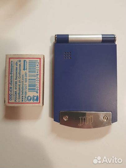 Электронный калькулятор календарь будильник часы