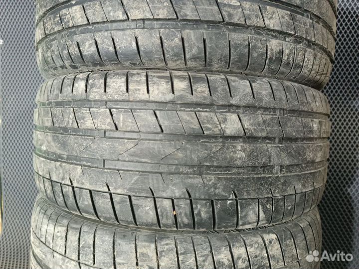 Starmaxx Ultrasport ST760 225/40 R19