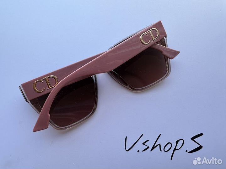 Солнцезащитные очки Dior розовые