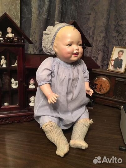 Большая старинная кукла. Композит. США