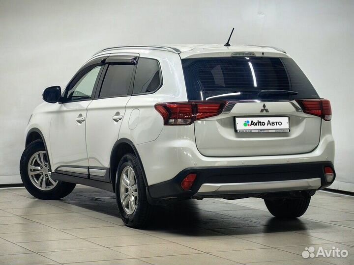 Mitsubishi Outlander 2.0 CVT, 2015, 166 220 км