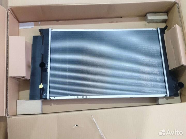 Радиатор охл на короллу