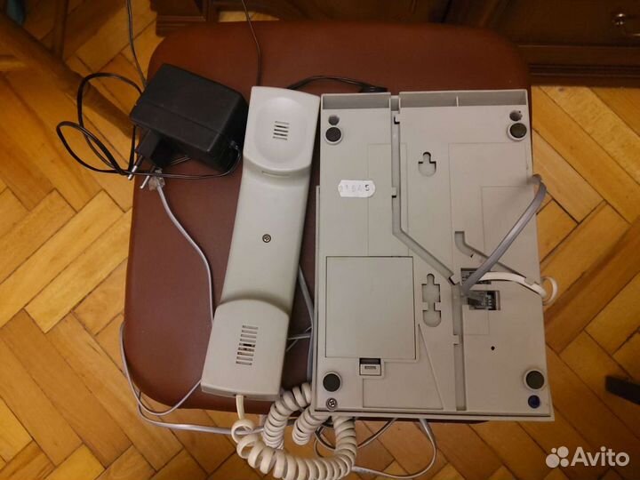 Телефоны кнопочные Германия новые