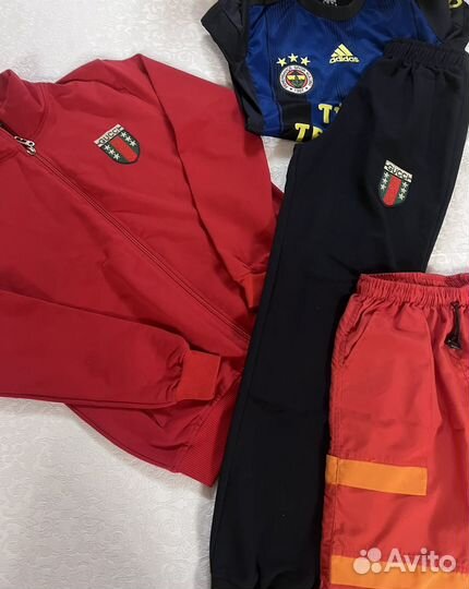 Пакет вещей на мальчика 8-9 лет