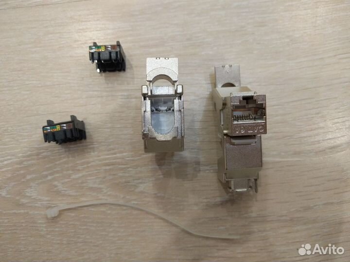 Розеточный Модуль Molex KSJ-00079 RJ45 кат. 6A STP