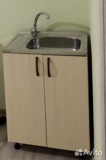 Раковина с тумбой для кухни