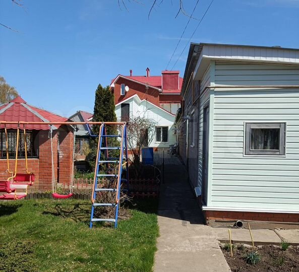 Дом 310 м² на участке 9 сот.