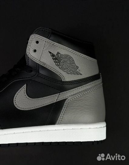 Кроссовки Nike air Jordan 1