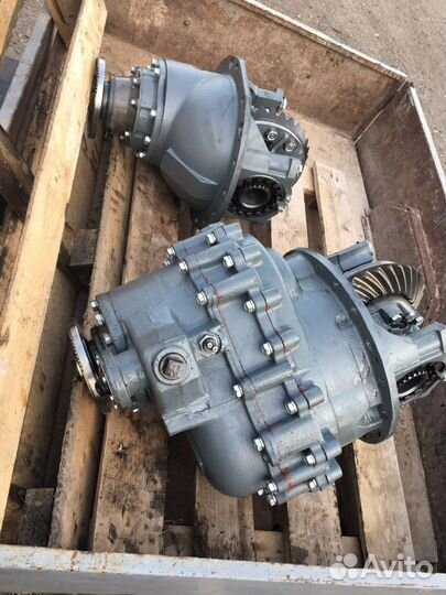 Редуктор на Камаз задний 6520