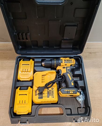 Бесщеточный шуруповерт dewalt 21 в DCD709