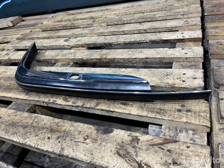 Кронштейн бампера правый Bmw 7 E38 M62B35 1999