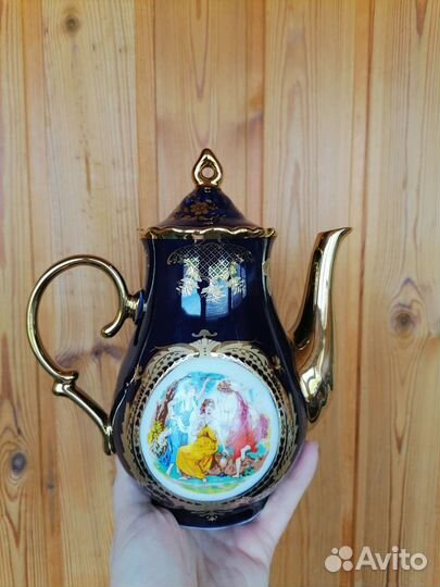 Новый красивый чайник