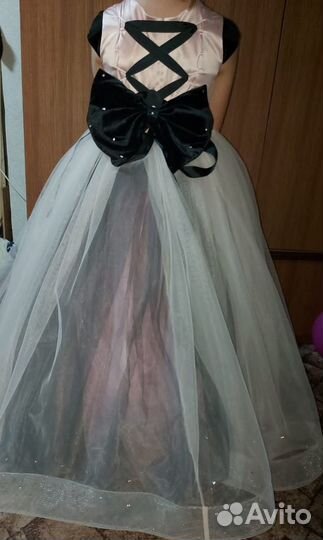 Продается детское нарядное платье