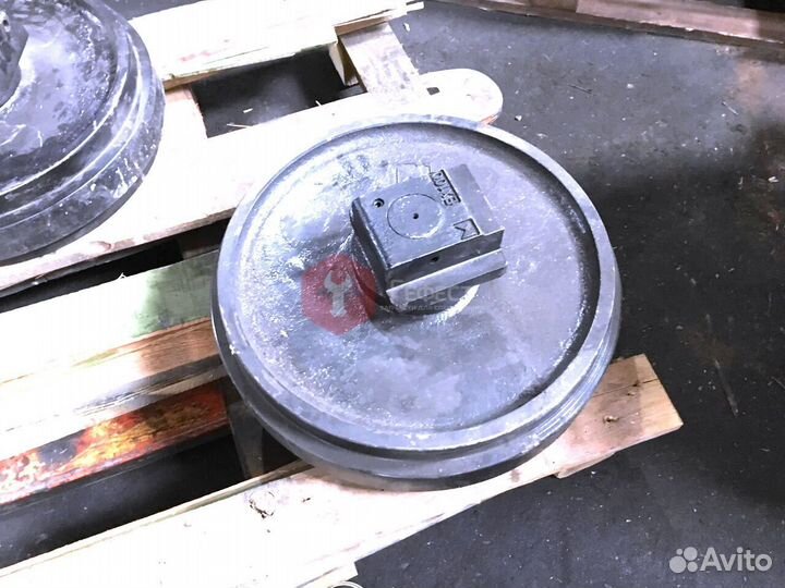 Колесо направляющее Volvo EC290C