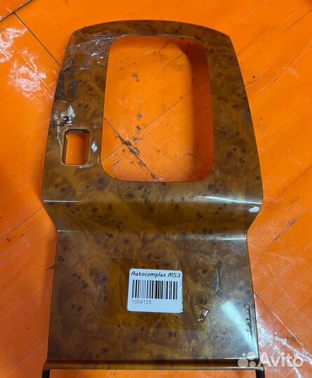 Консоль селектора АКПП Toyota Mark II, 1004125