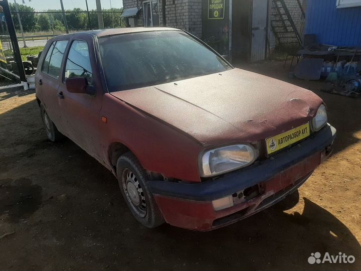 Рычаг нижний левый Volkswagen golf 3 1.8 аам