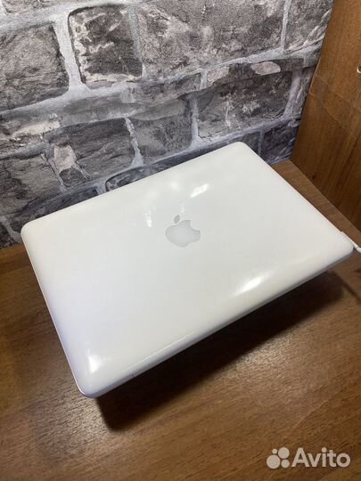 Macbook (13-inch, late 2009)