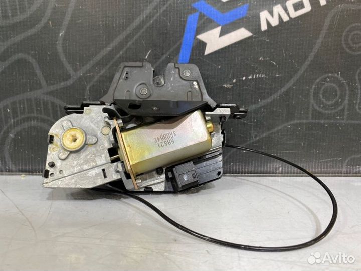 Замок багажника Bmw X5 E53 M54B30 2006