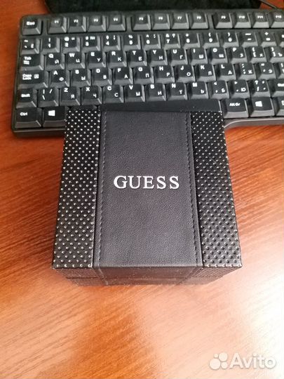Подарочная коробка Guess(для часов)