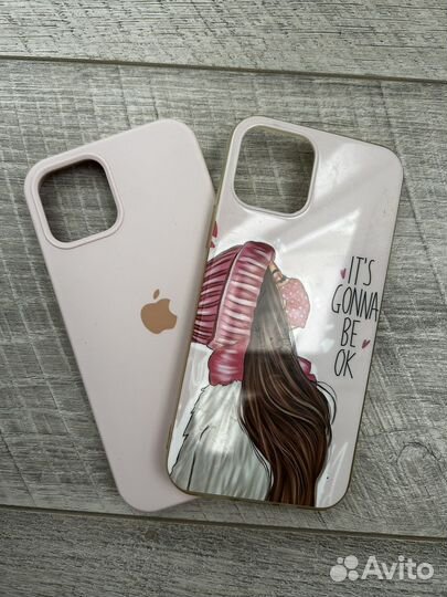 Чехол на iPhone 12