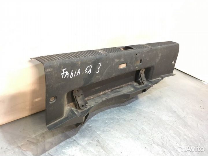 Обшивка багажника задняя Skoda Fabia 2 cgpa 2012