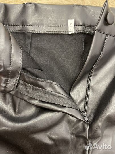 Шорты из эко кожи