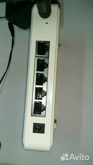 Роутер Zyxel P-330W EE Wi-Fi router