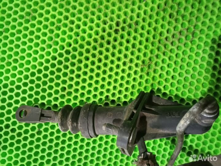 Главный цилиндр сцепления Opel Omega B Опель Омега