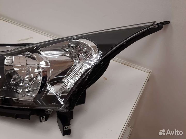 Фара левая Chevrolet cruze
