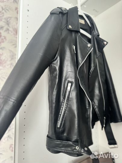 Кожаная куртка 42-44