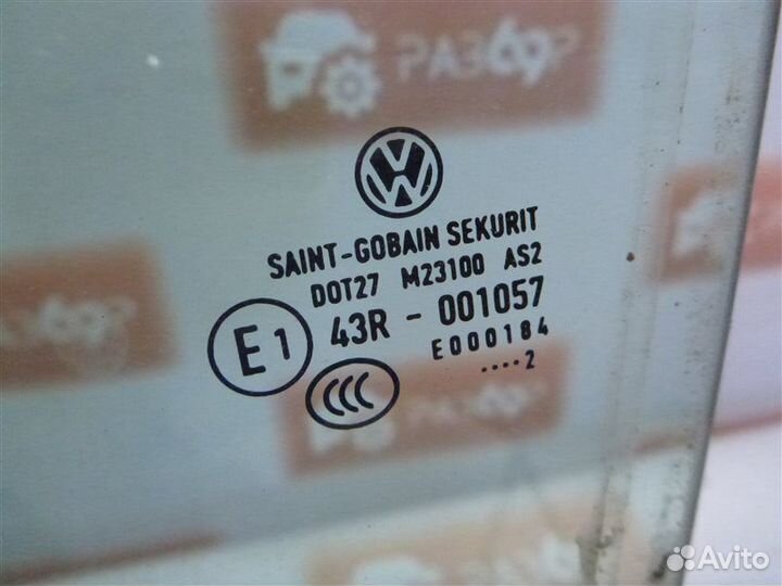 Стекло двери заднее левое Volkswagen Golf 5K1 cgga