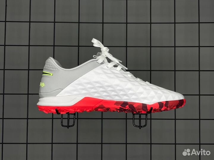 Сороконожки Nike Tiempo Legend 8