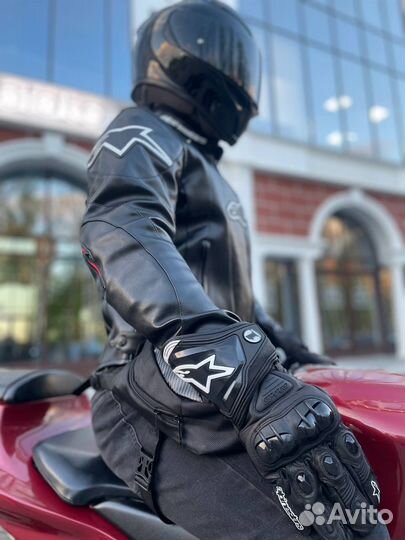 Кожаная мотокуртка Alpinestars
