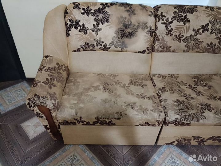 Диван уголок