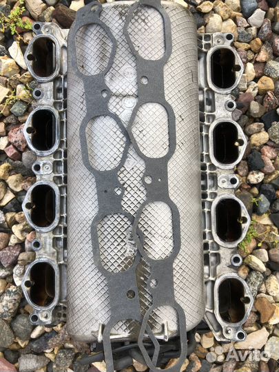 Коллектор впускной 273 mersedes 7.00410.26.0