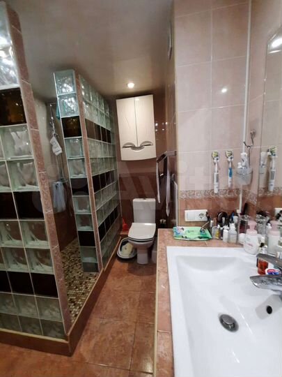 3-к. квартира, 64,7 м², 1/9 эт.