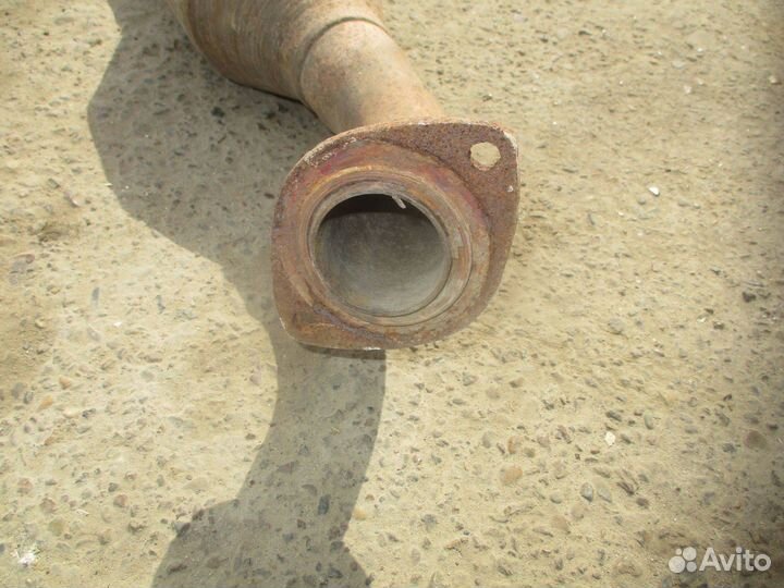 Приемная труба глушителя Toyota Land Cruiser 200