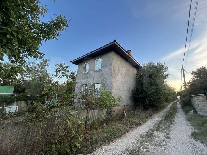 Дом 160 м² на участке 5 сот.