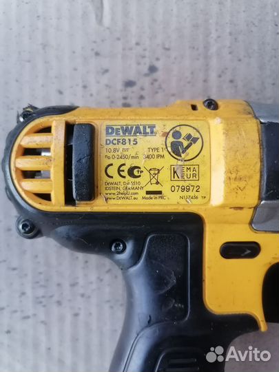 Шуруповерт Dewalt импульсивный (ударный)