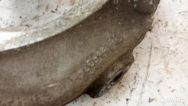 Кулак поворотный передний правый Chevrolet Captiva