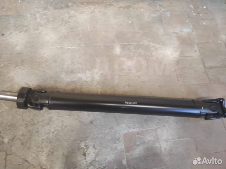 Карданный вал задний Mitsubishi Pajero 2 /Montero
