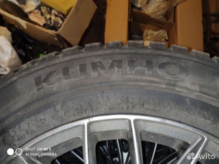 Kumho WinterCraft SUV Ice WS31 235/60 R18 107T