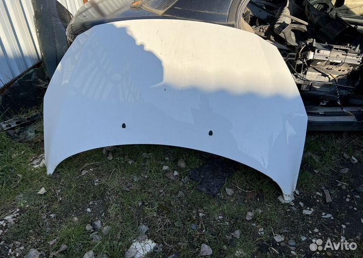 Капот Peugeot 408