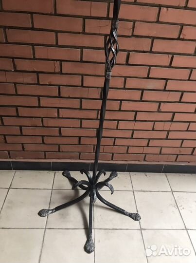 Вешалка для одежды напольная