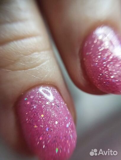 Модель на маникюр и педикюр