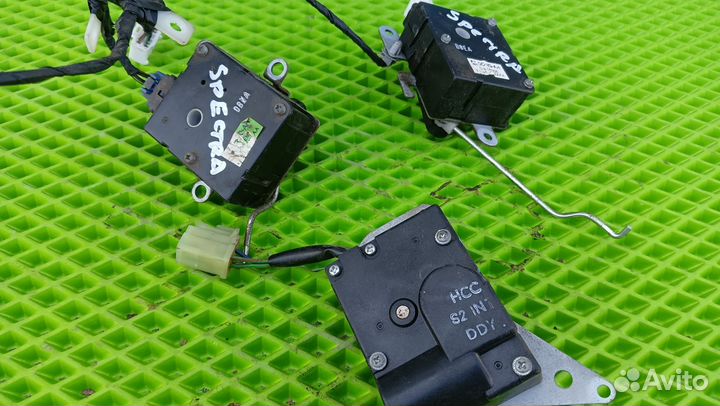 Сервопривод заслонки отопителя Kia Spectra