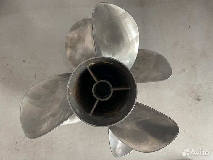 К-т гребных винтов bravo 3 (4+3 лопасти) шаг 22.5P