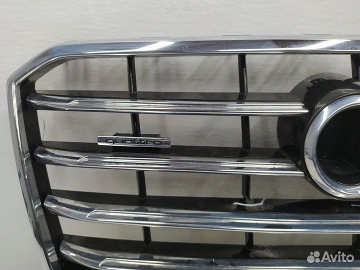 Б/У Б/У Решетка радиатора Под камеру, дефект