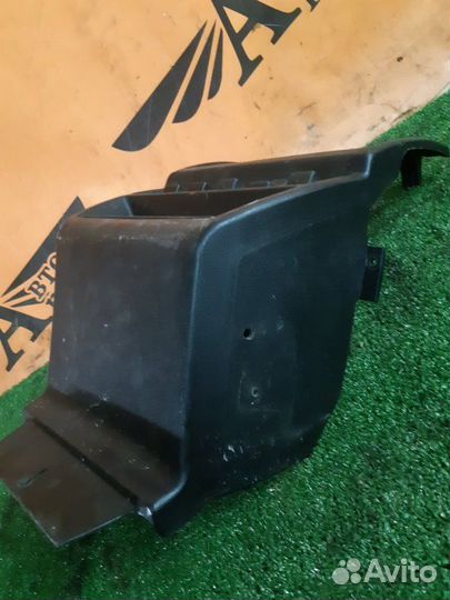 Консоль центральная Ваз 213100 21214 2011