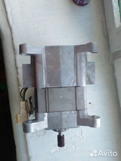 Двигататель стиральной машины